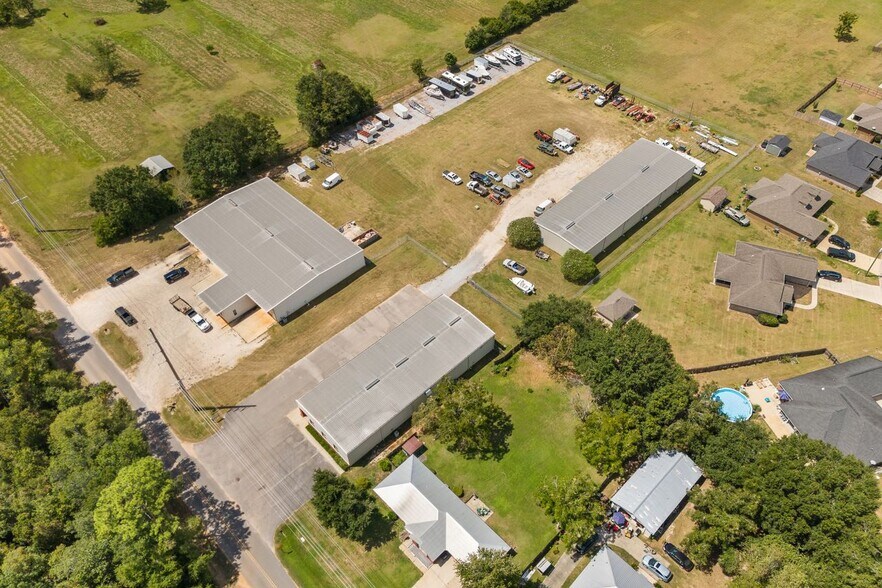 More Photos Of , Lillian Industrial For Sale