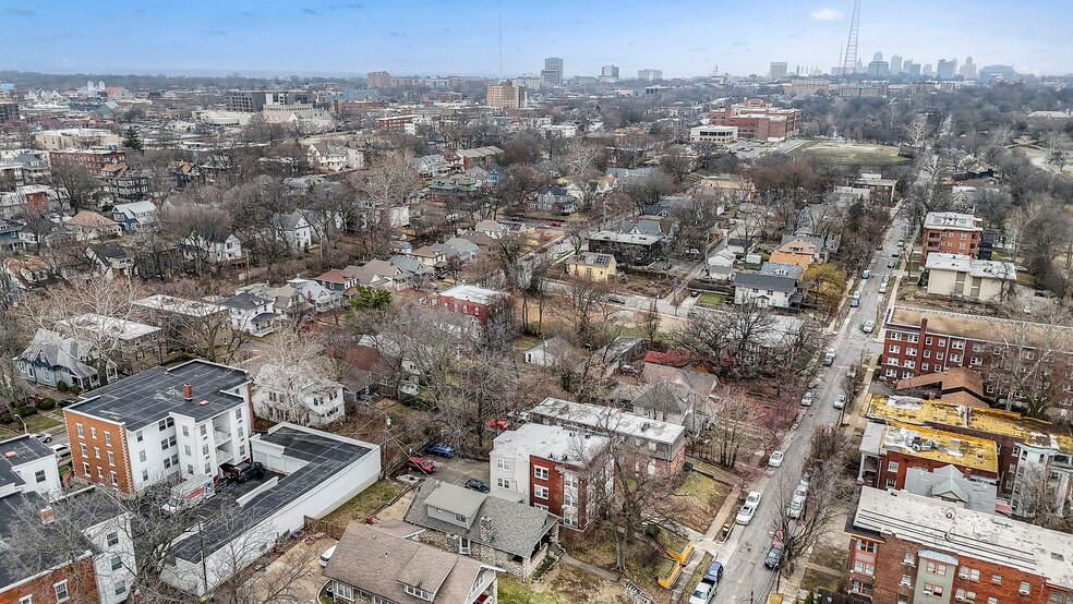 More Photos Of 4226-4228 Locust St, Kansas City Apartments For Sale