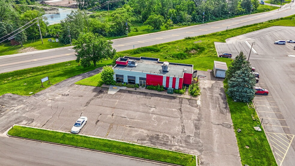 Primary Photo Of 1280 Hillside Ave SW, Pine City Fast Food For Lease