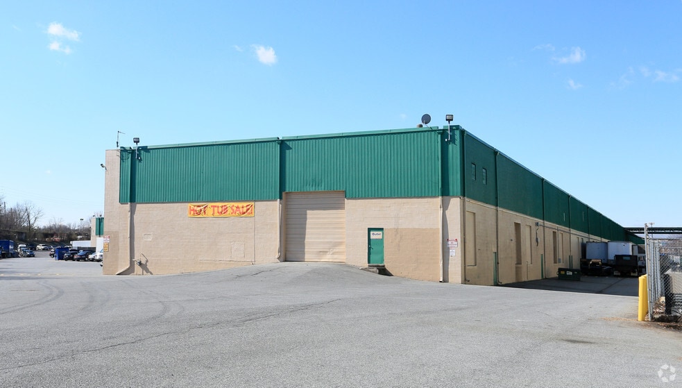 More Photos Of 8660 Cherry Ln, Laurel Warehouse For Lease