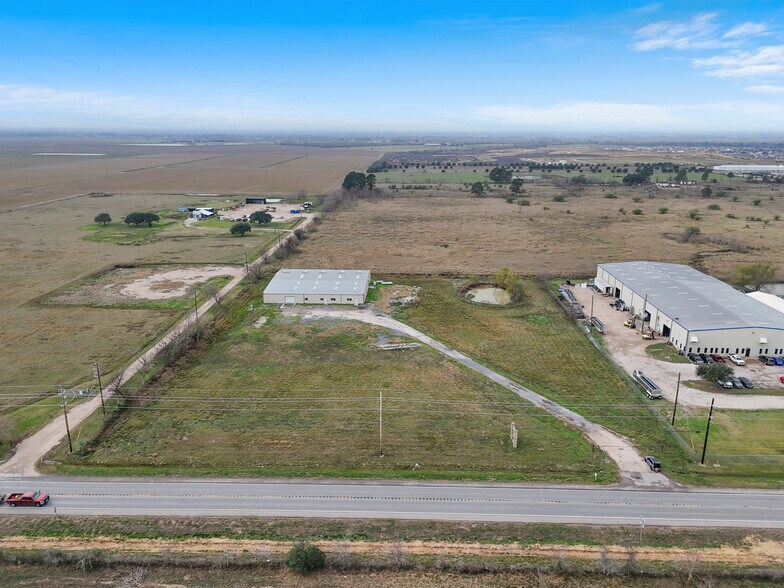 More Photos Of 6737 FM 362, Brookshire Warehouse For Lease