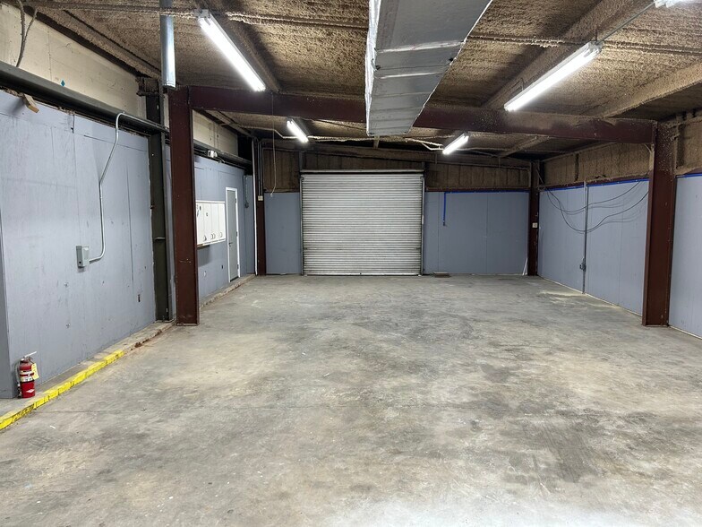 More Photos Of 5771 I 10 Industrial Pky N, Theodore Warehouse For Lease