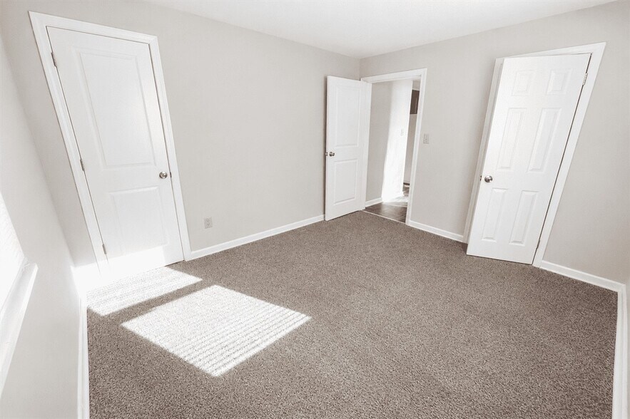 More Photos Of 3841 Carroll Ave, Dayton Apartments For Sale