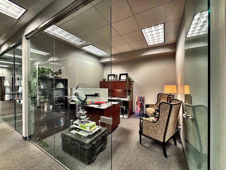 More Photos Of 6400 Peake Rd, Macon-Bibb Office For Sale