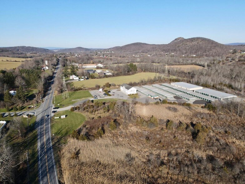 More Photos Of 1108 Kings Hwy, Chester Office For Sale