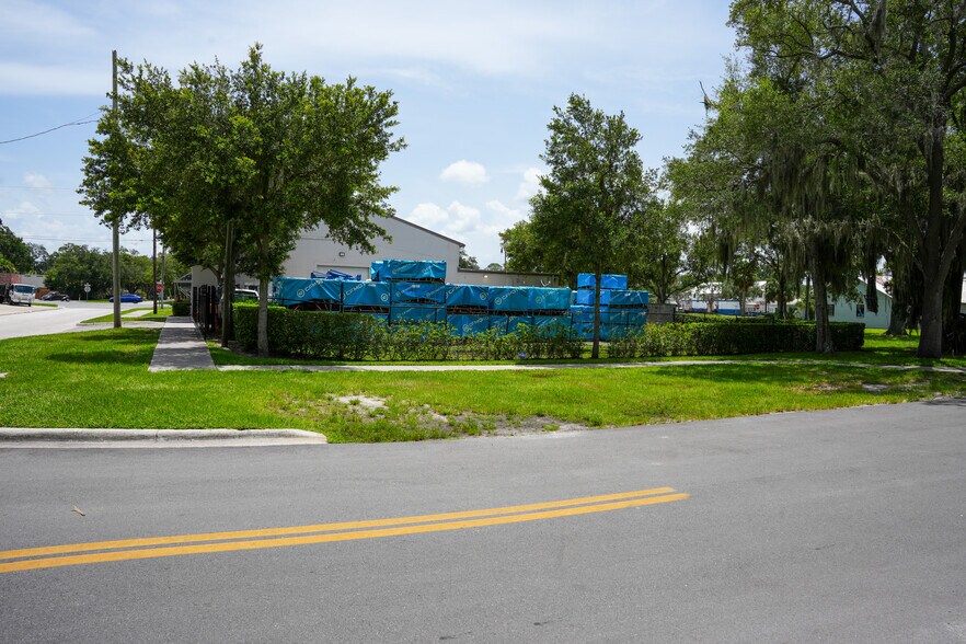 More Photos Of 1100 S French Ave, Sanford Freestanding For Lease