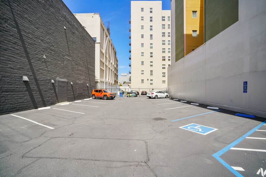 More Photos Of 220-222 14th St, Oakland Medical For Lease