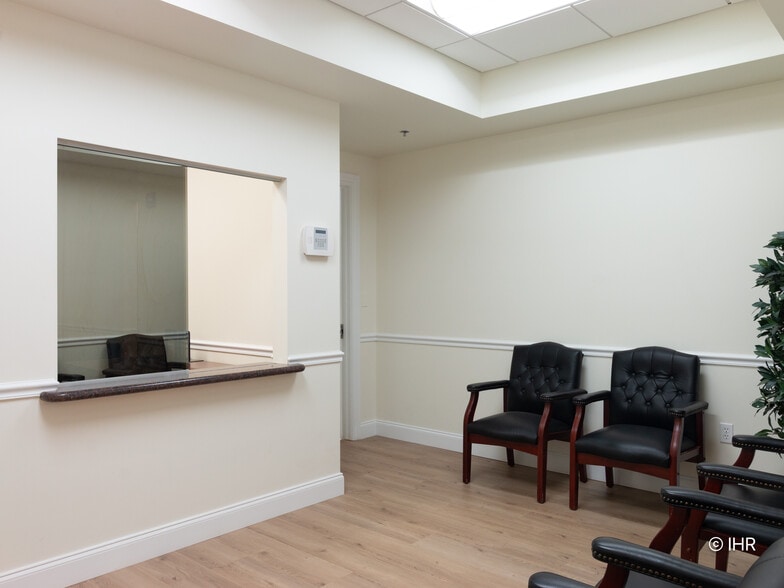 More Photos Of 15300 S Jog Rd, Delray Beach Medical For Sale