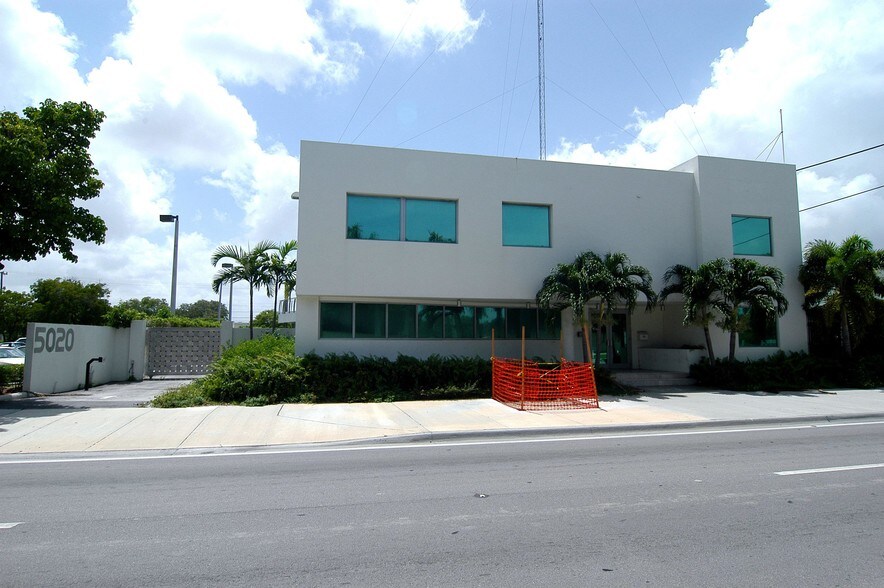 Primary Photo Of 5020 Biscayne Blvd, Miami Movie Radio TVStudio For Sale