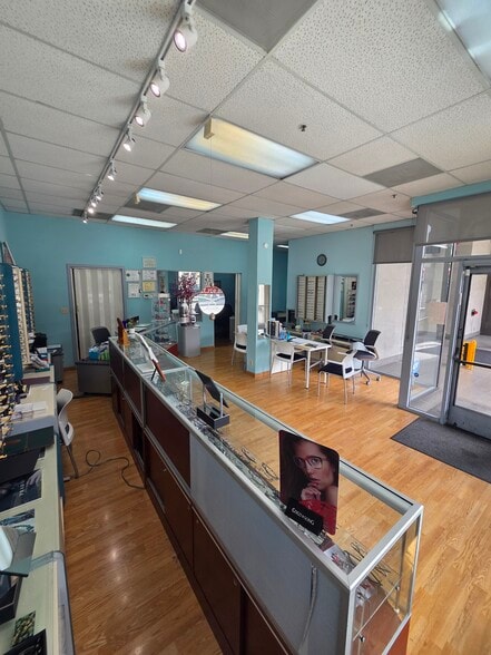 More Photos Of 2186 Geary Blvd, San Francisco Medical For Sale