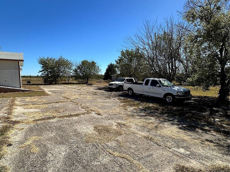 More Photos Of 125 2nd Ave, Taylor Religious Facility For Sale