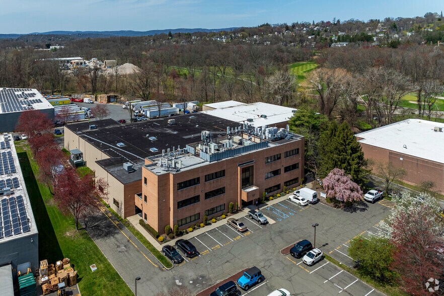 More Photos Of 22 Riverview Dr, Wayne Warehouse For Lease