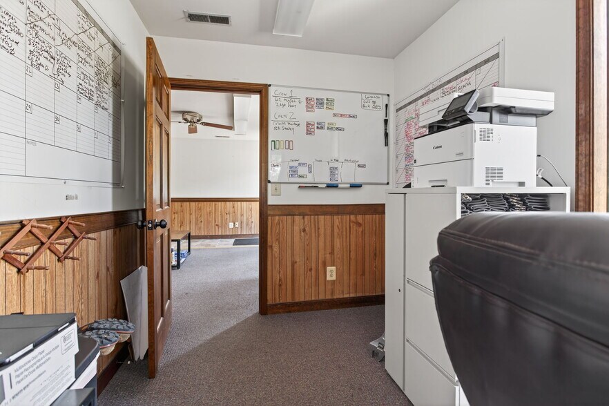 More Photos Of 102 Industrial Blvd, Toano Office For Sale