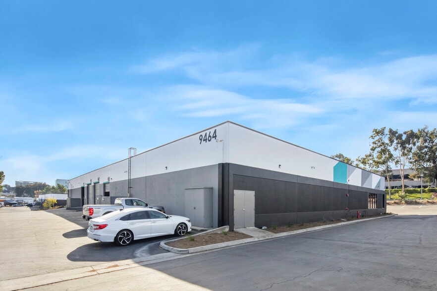 More Photos Of 9560 Chesapeake Dr, San Diego Unknown For Lease