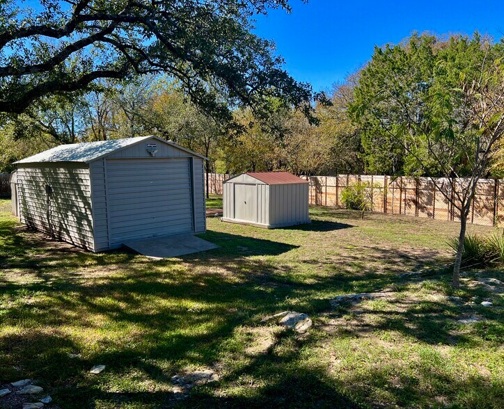 More Photos Of 16001 Awalt Dr, Austin Office For Sale