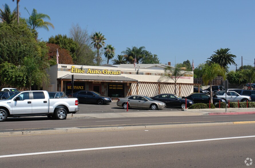 More Photos Of 7658 University Ave, La Mesa Auto Dealership For Lease