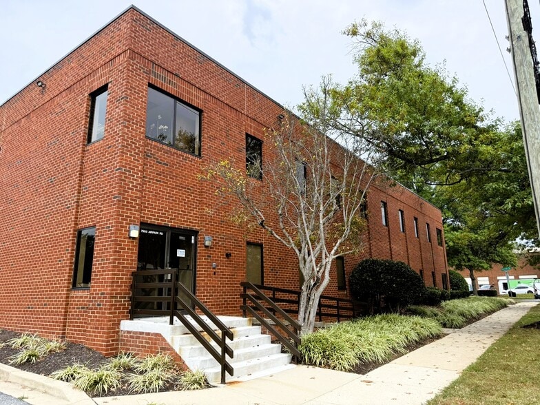 More Photos Of 7905 Airpark Rd, Gaithersburg Light Distribution For Lease