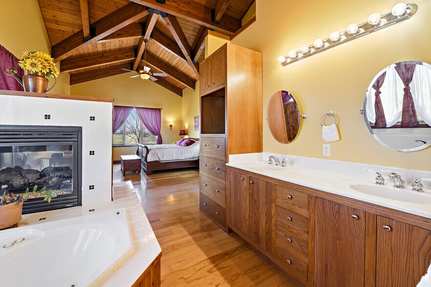 More Photos Of 32846 Block Rd, Paola Specialty For Sale