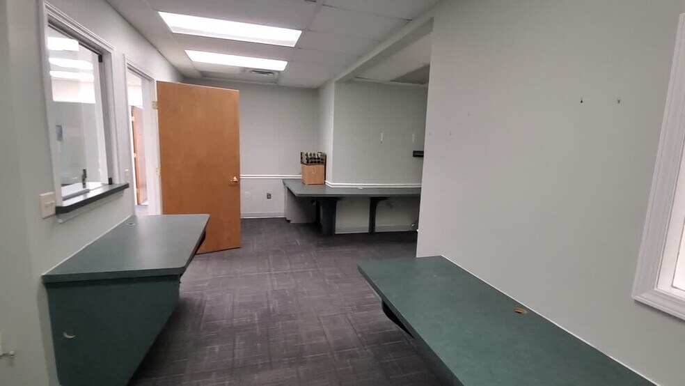 Primary Photo Of 32 Ellicott Ave, Batavia Office For Lease