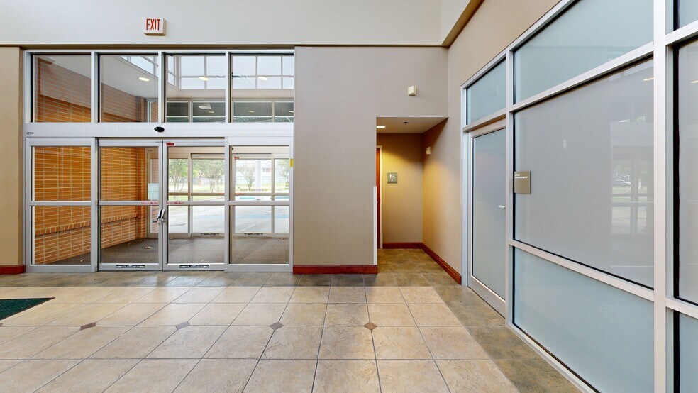 More Photos Of 307 Polly Ln, Lafayette Rehabilitation Center For Sale