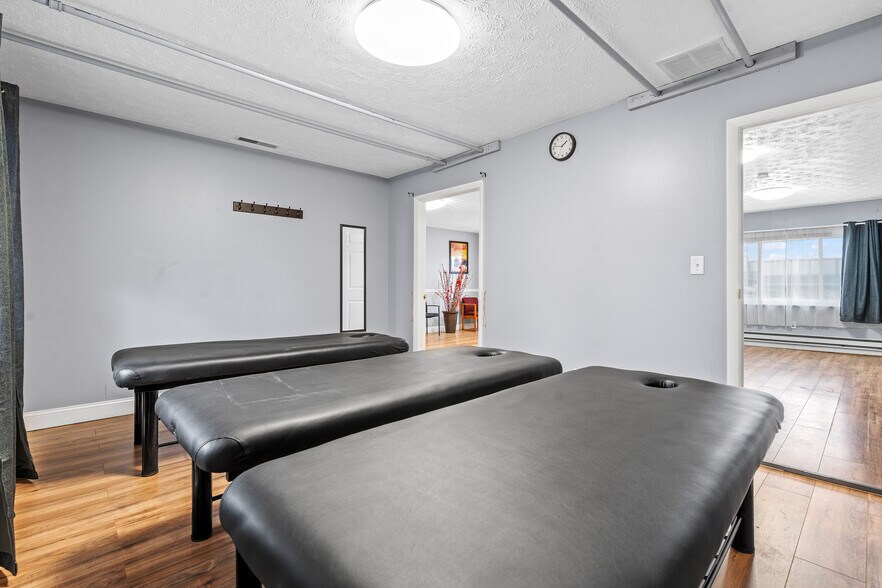 More Photos Of 2179 Miamisburg Centerville Rd, Dayton Office For Sale