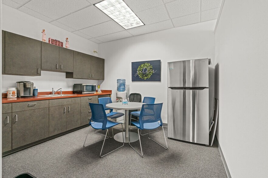 More Photos Of 1410 Lakeside Ct, Yakima Medical For Lease