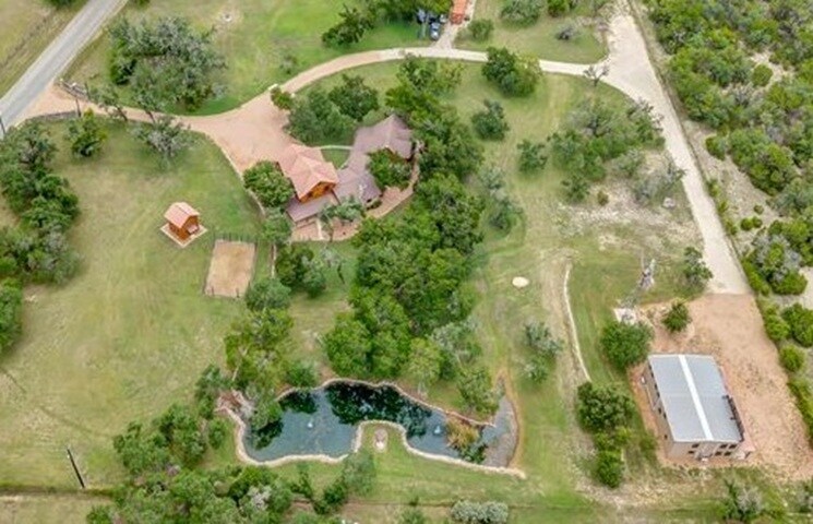 Primary Photo Of 700 Ledgerock Rd, Wimberley Specialty For Sale