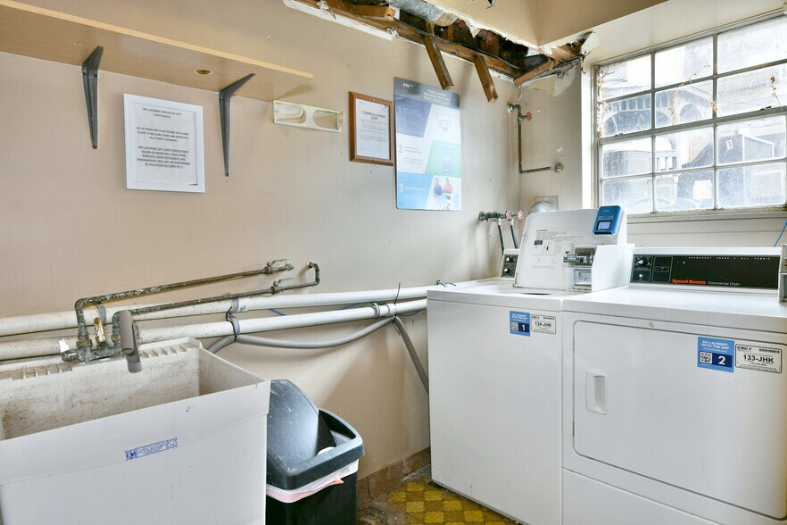 More Photos Of 203-205 Churchill Hubbard Rd, Youngstown Apartments For Sale