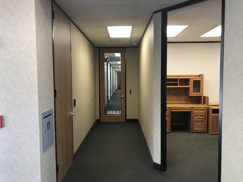 More Photos Of 1115 Gemini St, Houston Loft Creative Space For Lease