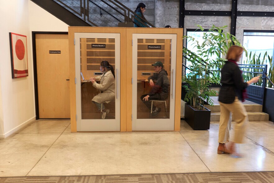 More Photos Of 1528 Webster St, Oakland Office For Lease