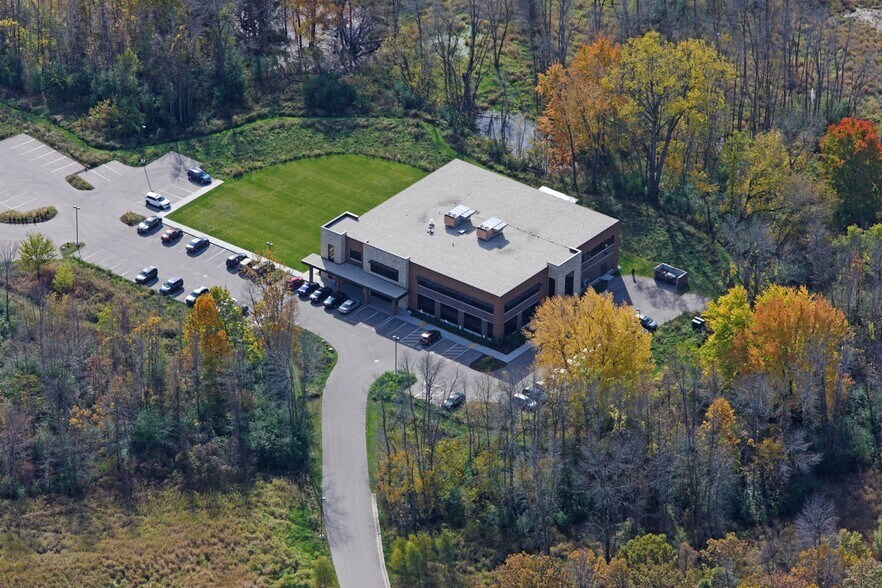 More Photos Of N25W23645 Watertown Rd, Waukesha Office For Sale