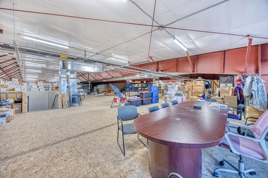 More Photos Of 3928 Tri Hill Frontage Rd, Great Falls Auto Dealership For Sale