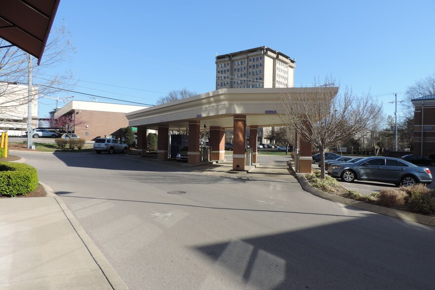 More Photos Of 2216 Abbott Martin Rd, Nashville Bank For Sale