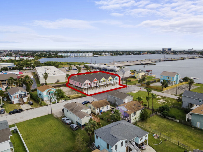 Primary Photo Of 1028 62nd St, Galveston Specialty For Sale