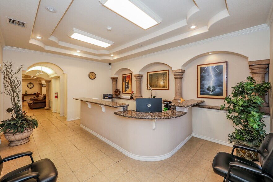 More Photos Of 5809 East Dr, Laredo Warehouse For Sale