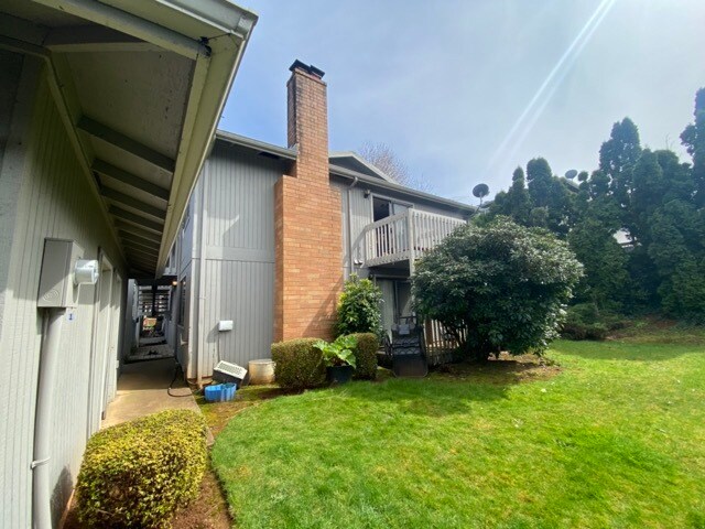 More Photos Of 2136 Nomad Ct SE, Salem Apartments For Sale