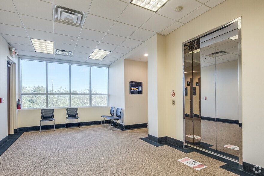 More Photos Of 1655 E Hwy 50, Clermont Medical For Lease