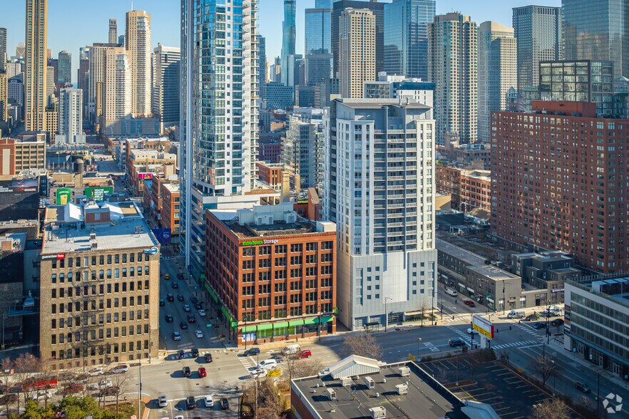 More Photos Of 333 W Ohio St, Chicago Loft Creative Space For Lease