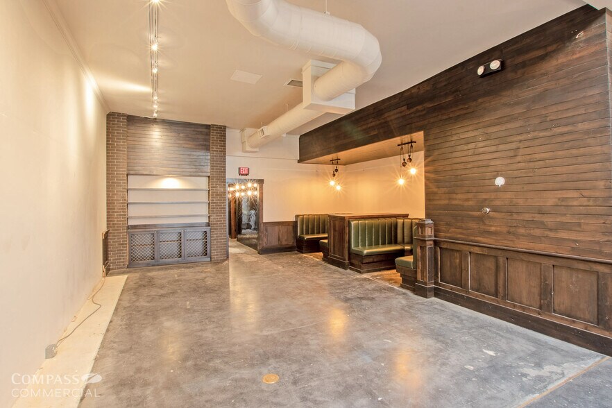 More Photos Of 1024 NW Bond St, Bend Storefront For Lease