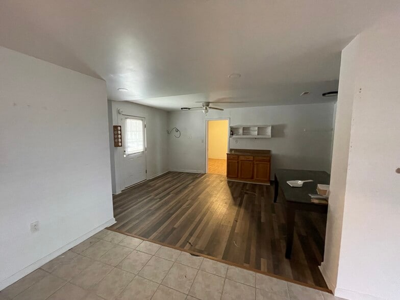 More Photos Of 4391 Ironbound Rd, Williamsburg General Retail For Lease