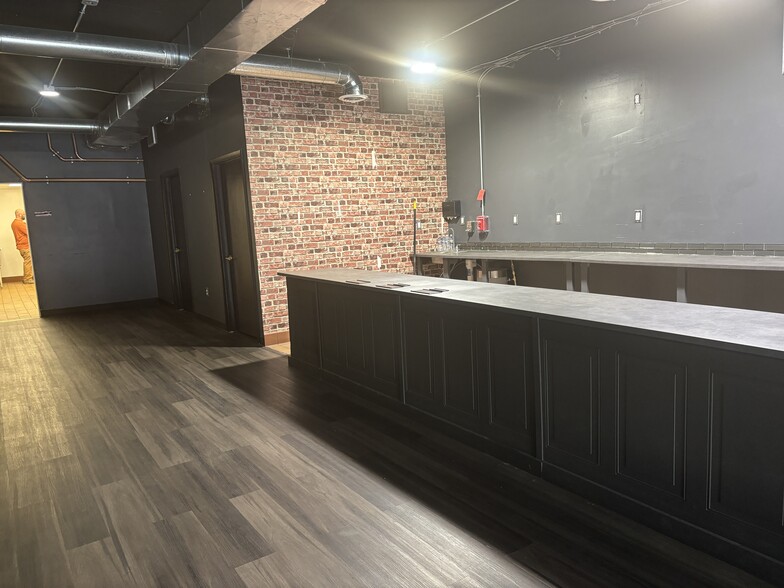 More Photos Of 19 W Bel Air Ave, Aberdeen Storefront For Lease