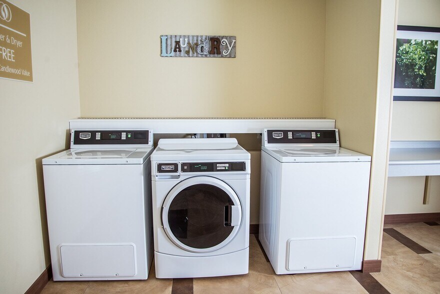 More Photos Of 14362 Lincoln Way, Thornton Hotel For Sale