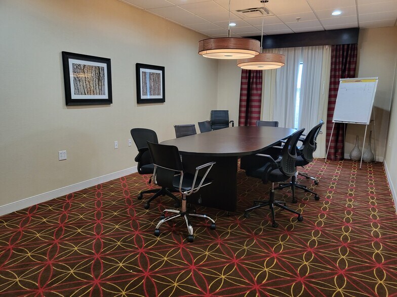 More Photos Of 200 N Centennial Dr, Mcpherson Hotel For Sale