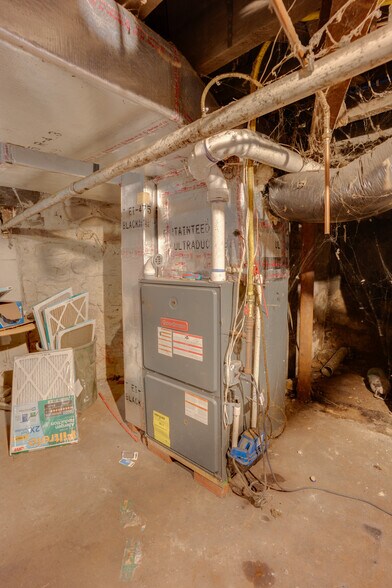 More Photos Of 236 N Main St, Milroy General Retail For Sale