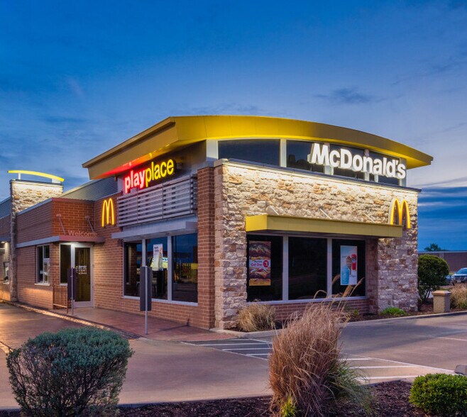 More Photos Of 10421 Bailey Rd, Manvel Freestanding For Sale