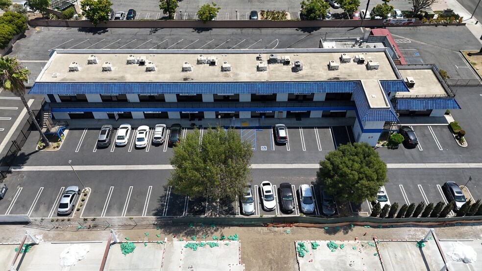 More Photos Of 7151 Lincoln Ave, Buena Park Medical For Lease