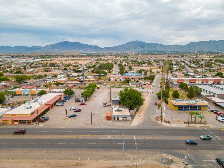 More Photos Of 5200 Doniphan Dr, El Paso Bar For Sale