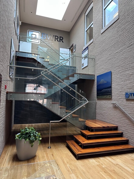 More Photos Of 6-14 S Gay St, Baltimore Office For Sale