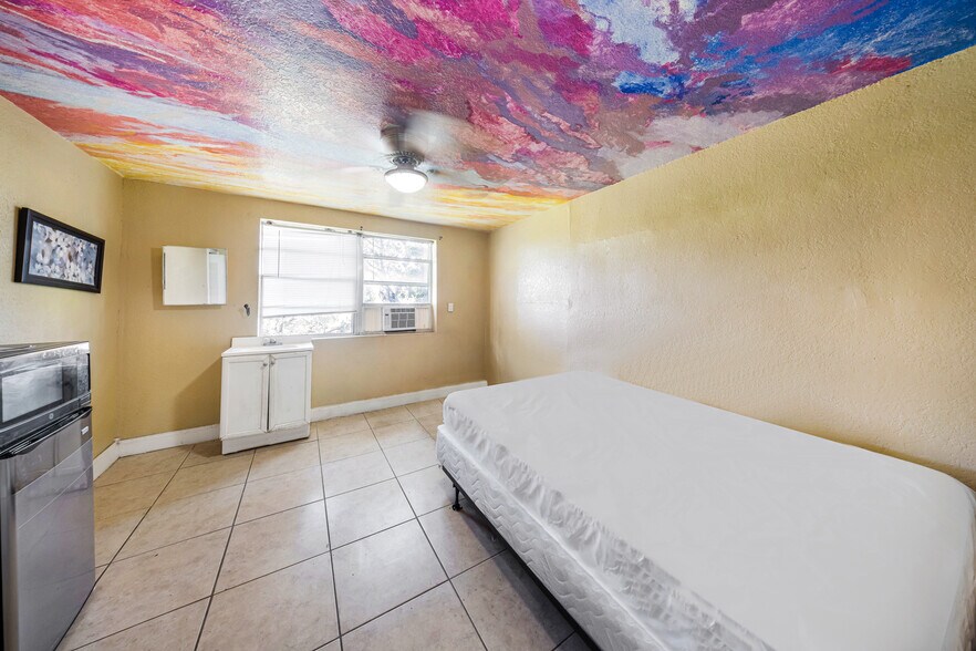 More Photos Of 193 NW 58th St, Miami Apartments For Sale