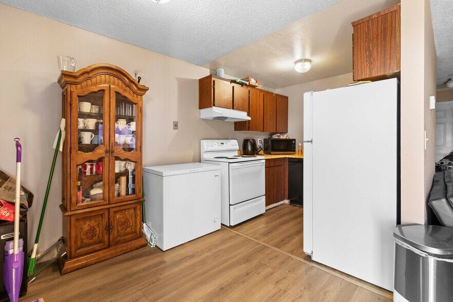 More Photos Of 4405 NE 82nd Ave, Portland Apartments For Sale